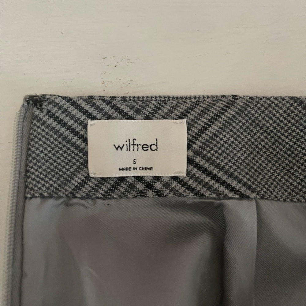 Aritzia Wilfred Gray Plaid Asymmetrical Faix Wrap Skirt - Picture 4 of 4